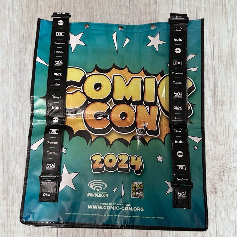 American Dad Bag Oversized Backpack San Diego Comic-Con SDCC Collectible - Picture 2 of 7